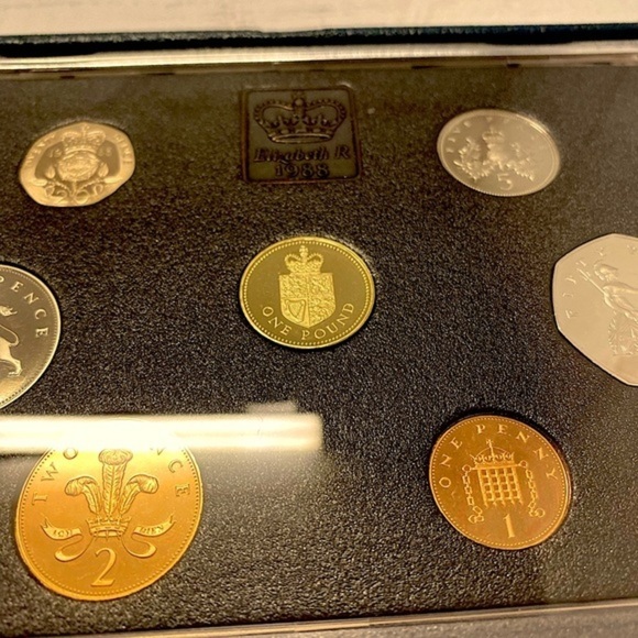 1988 Royal Mint - Picture 1 of 10
